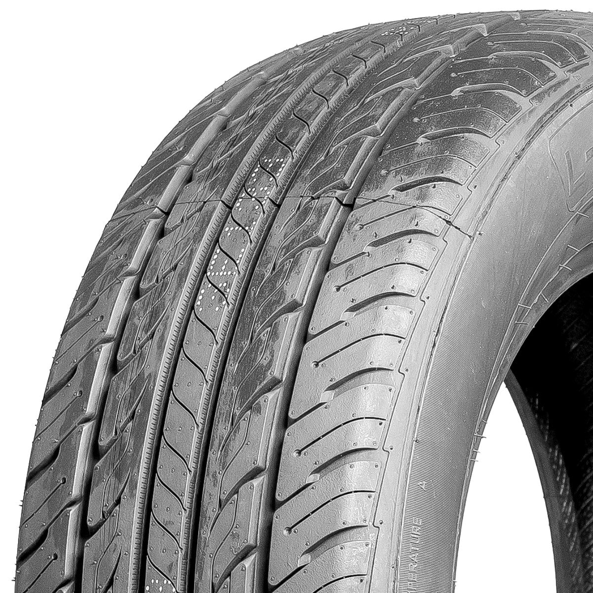 Llanta P 235/60 R16 100H Ilink L-Comfort68