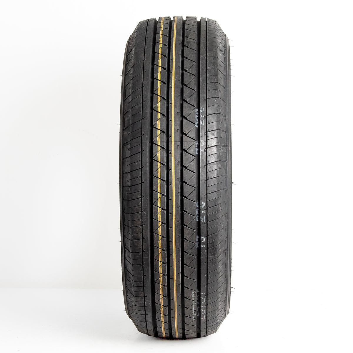 Llanta P 205/70 R15 106S Yokohama RY53A