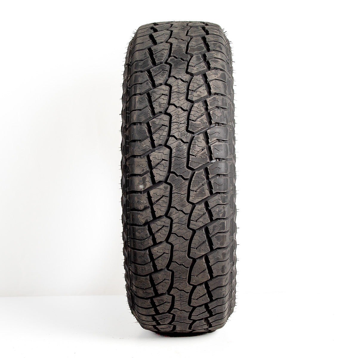 Llanta LT 265/60 R18 119/116Q Haida HD828