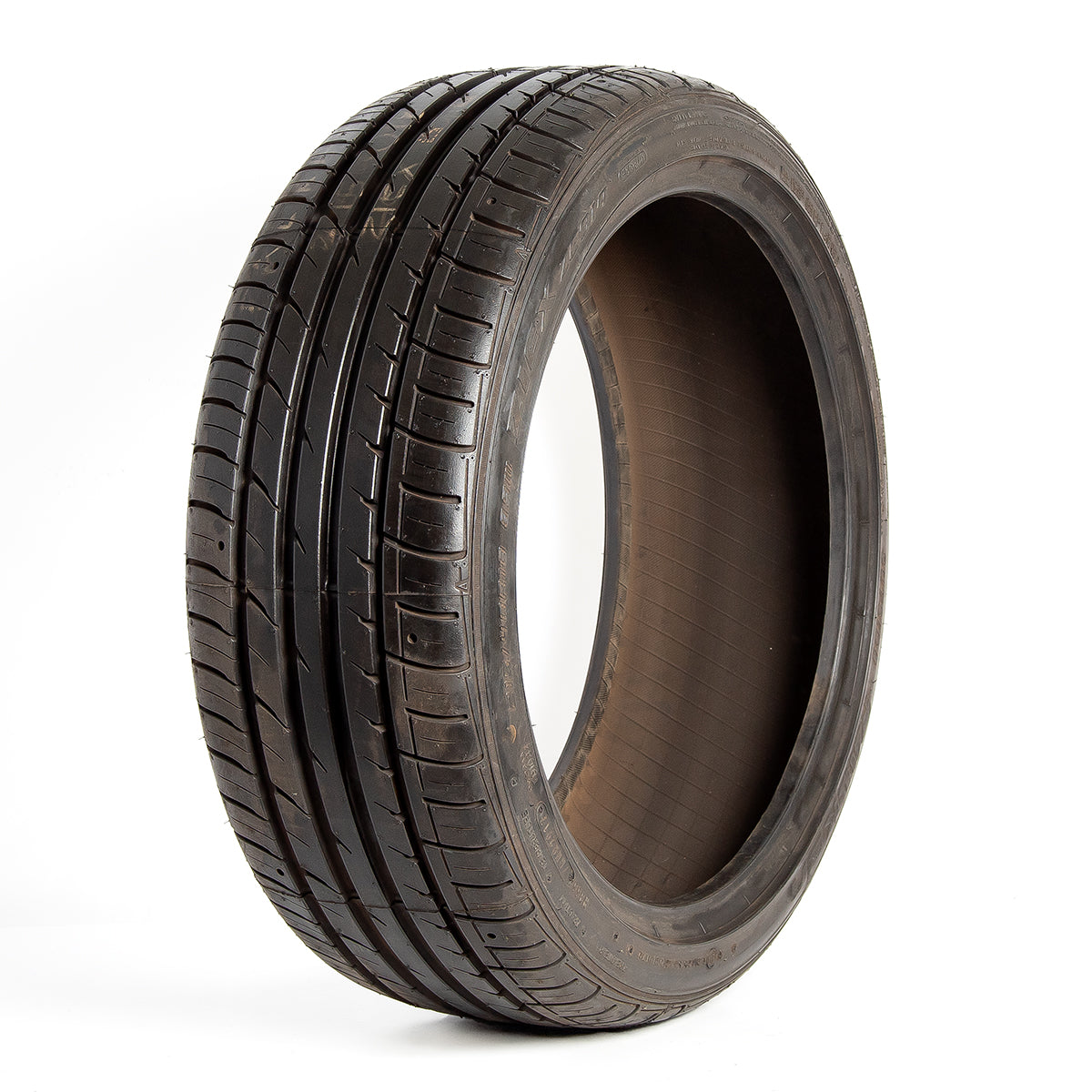 Llanta P 215/40 R18 89W A A Falken Ze914Er