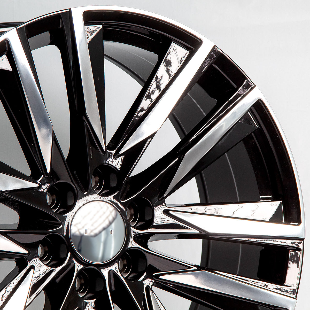 Rin 22 9 6X139.7 Rcp 226211 BLKPOLISHE ET24 CB